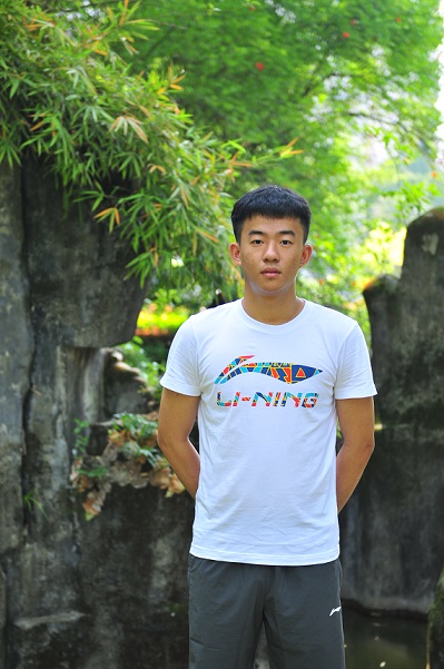 体育之星 刘云凯 高二（5）.jpg