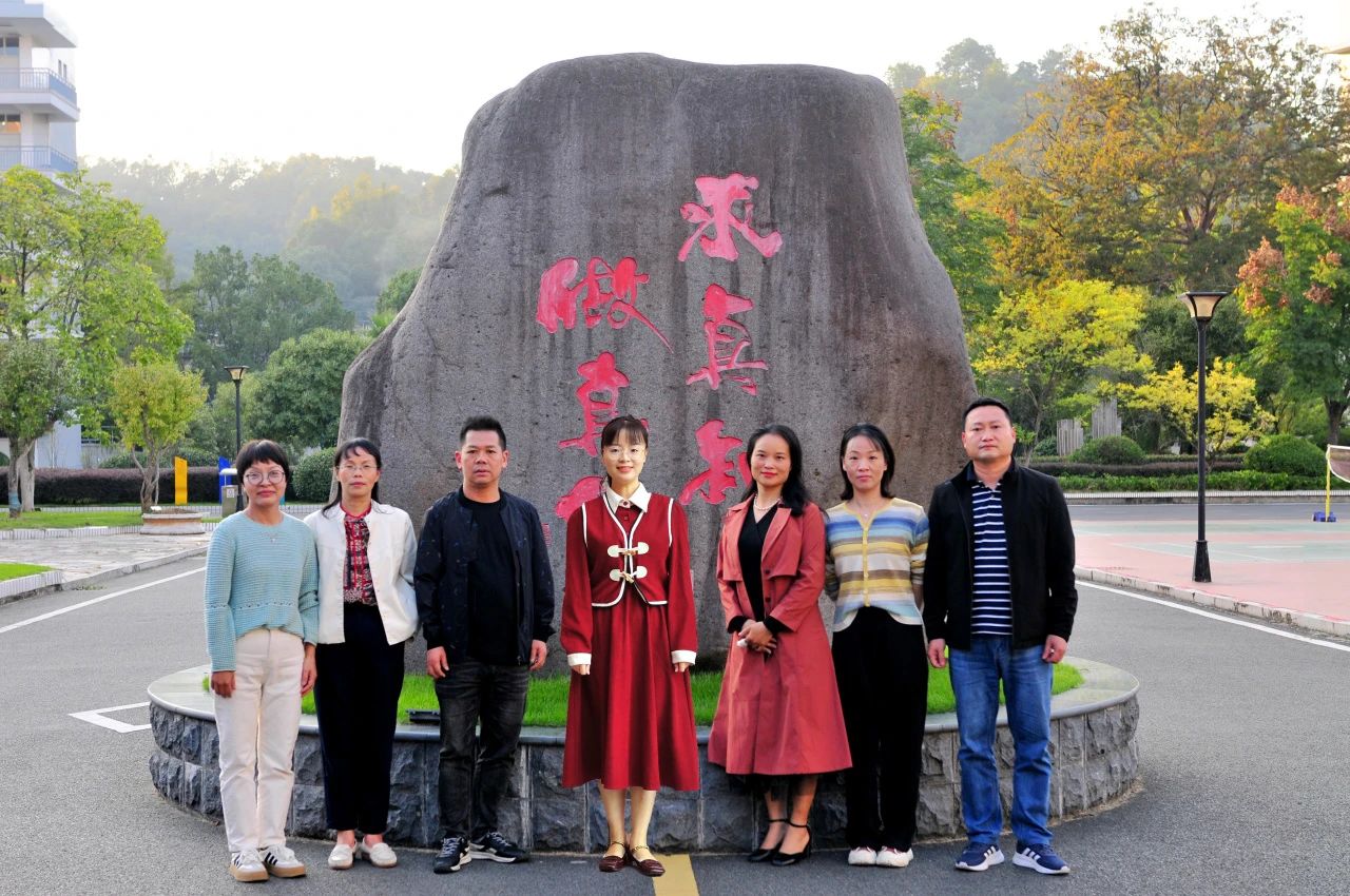 1698807016118285.jpg e2756934d111e6b310aa103ce53ada77.jpg