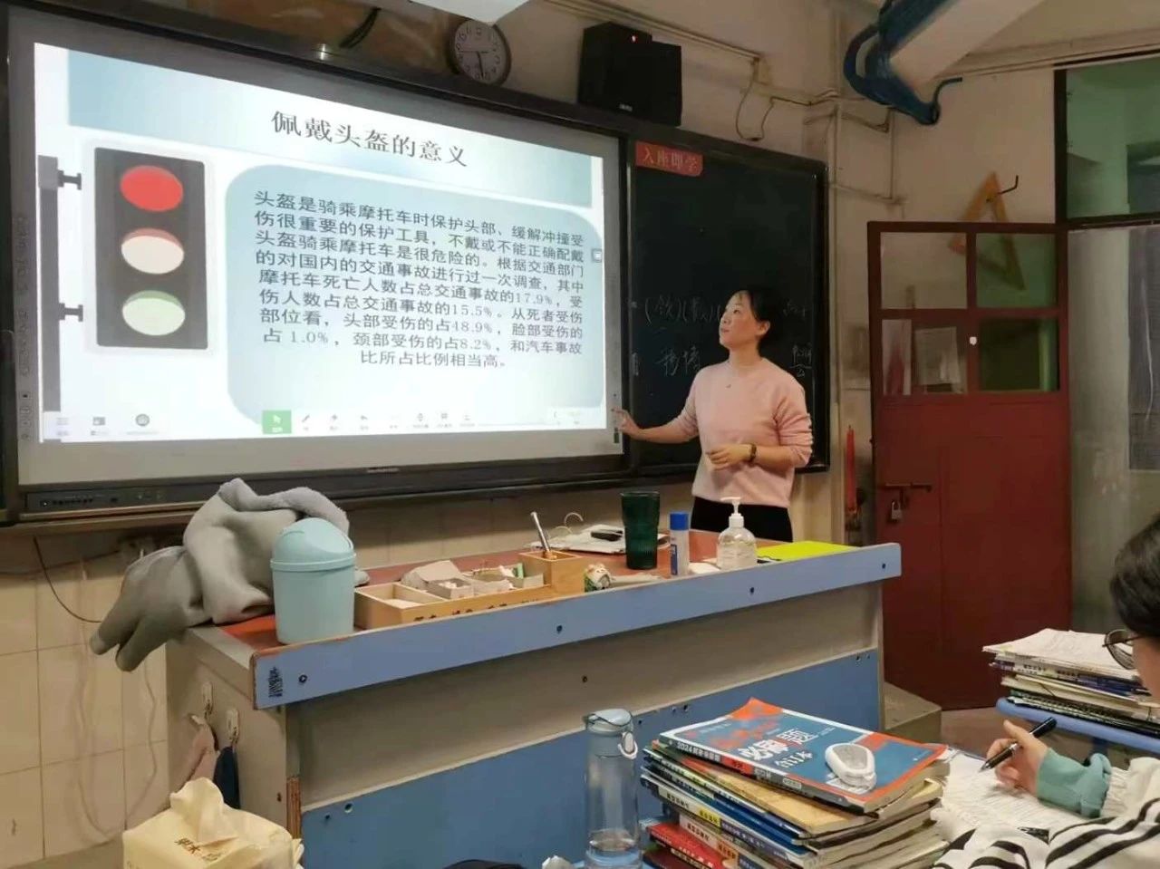 1703035978182110.jpg fa80fb1686fae3b81a4d46f019d673e8.jpg