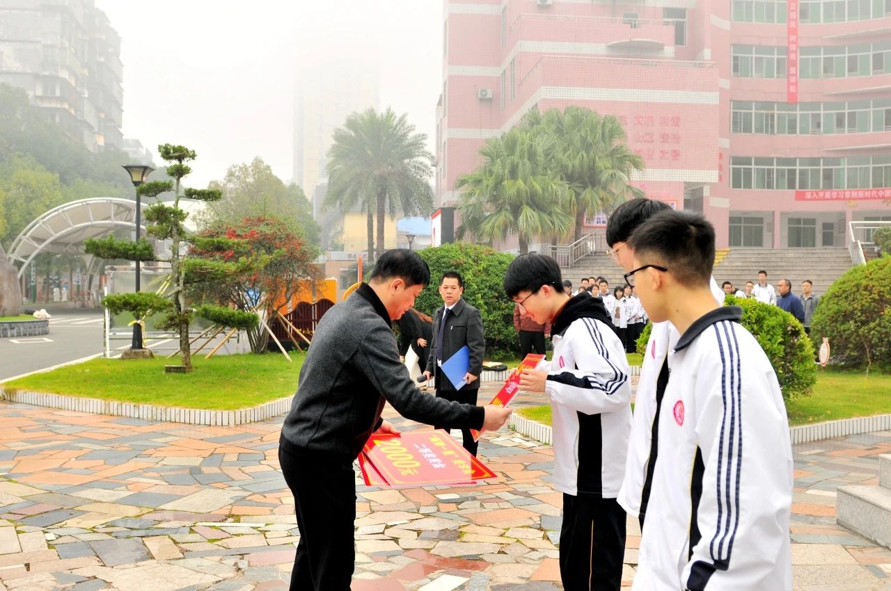 1703040433112377.jpg ba0cb714eabe5d58be2acffa6ec21b77.jpg