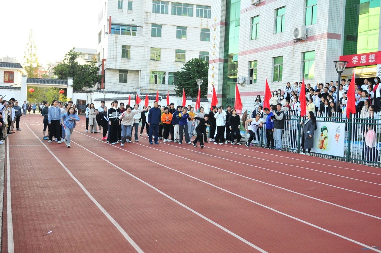 1703645534571031.jpg b41cb10f59992bd7000e1bffcd0f401e.jpg