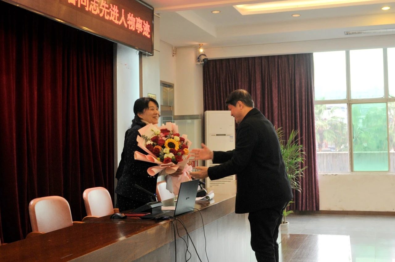 1708674585457642.jpg 8ed5c9f279e9bfc40de17f24355fc11d.jpg