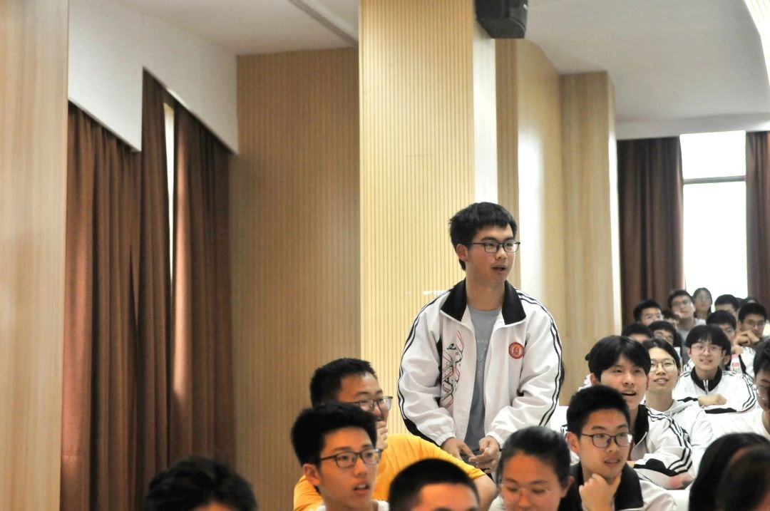 1714115030790795.jpg e9b6ecf49d0eb98a98077c22b6e74f3e.jpg