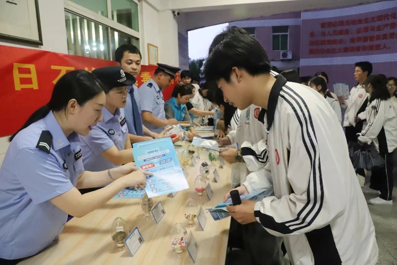 1720572768909476.jpg 022bcd47d43d4b26e01acf6ef393f39e.jpg