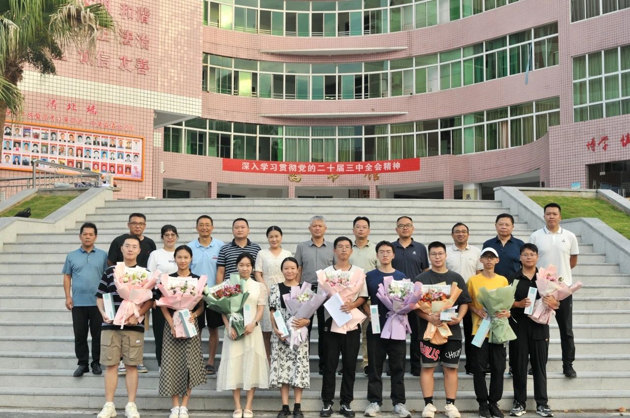 1726021401226304.jpg 65fbfdc4ea2c892148f3dbd03dbdf9fa.jpg