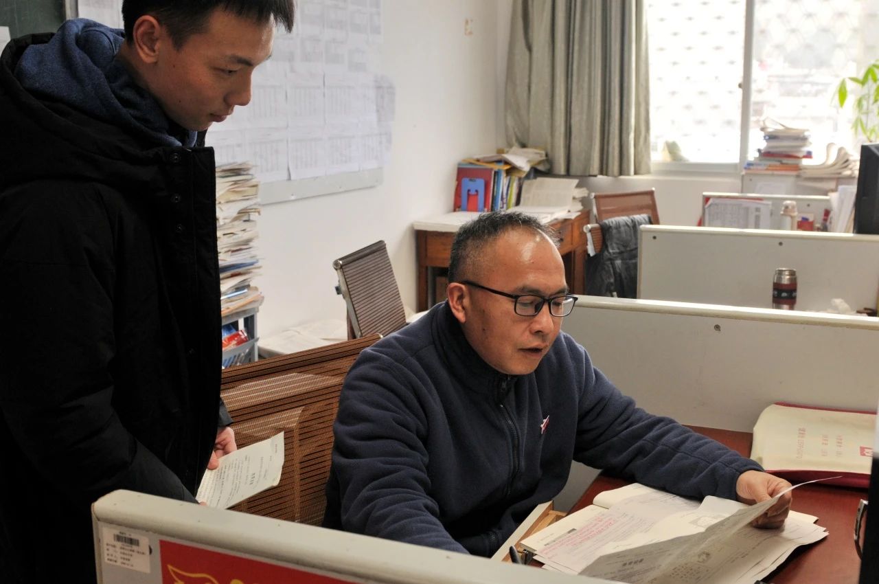 1726102674118092.jpg 88885a421794badebd5579019bc47db7.jpg