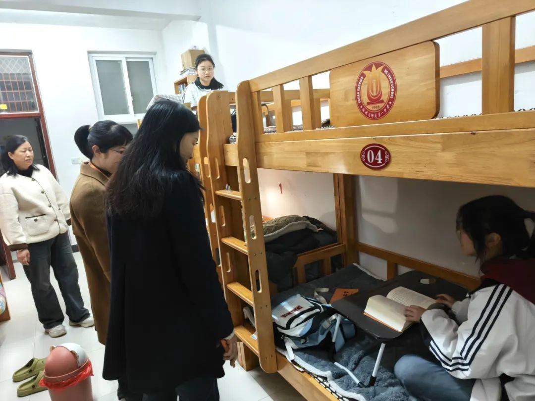 1726197836474554.jpg 5.jpg