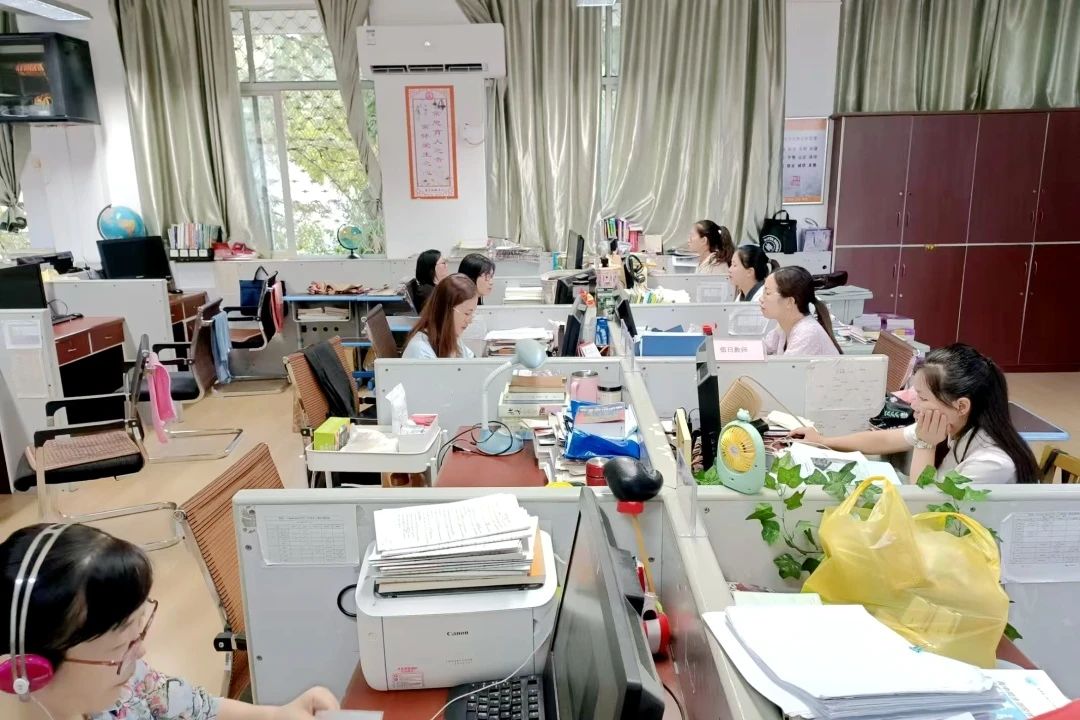 1726625370130666.jpg 15a738a9e76b1d64021dc78b21f7798a.jpg